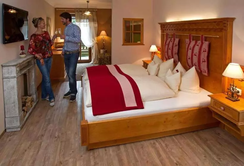 سوییت جونیور با بالکن, Landhotel Lindenhof