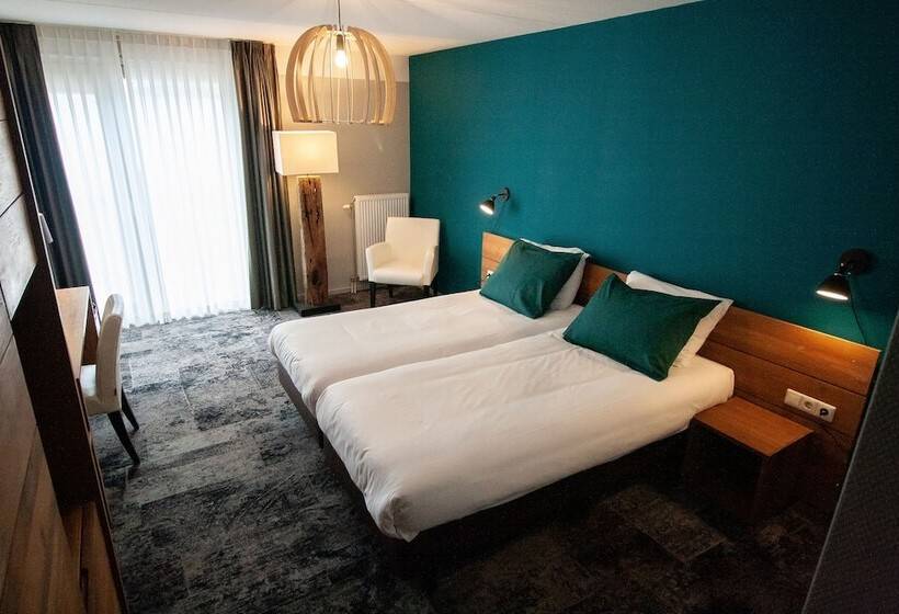 اتاق خانوادگی, Linge Hotel Elst