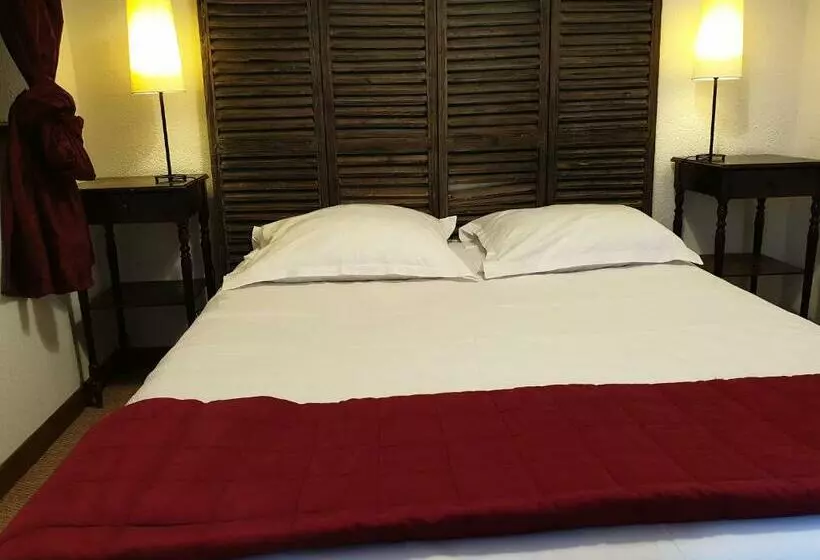スタンダードルーム, Le Relais Des Dix Crus   Logis Hôtel B&b