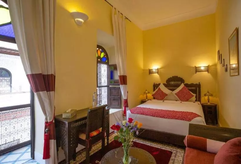 سوییت جونیور, Riad Al Jana