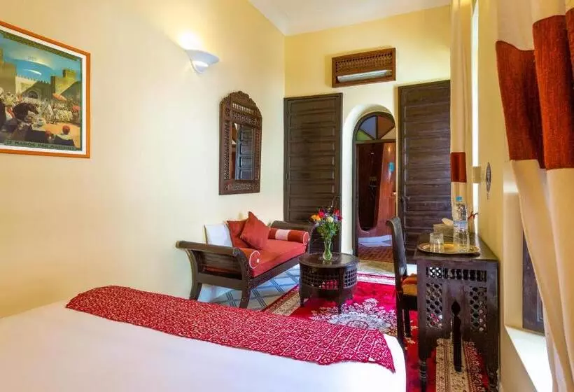سوییت جونیور, Riad Al Jana
