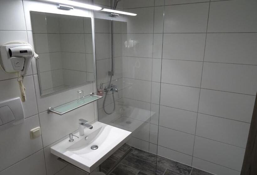 스탠다드 발코니 스튜디오, Apparthotel Alte Innbrücke 24std Self Check In