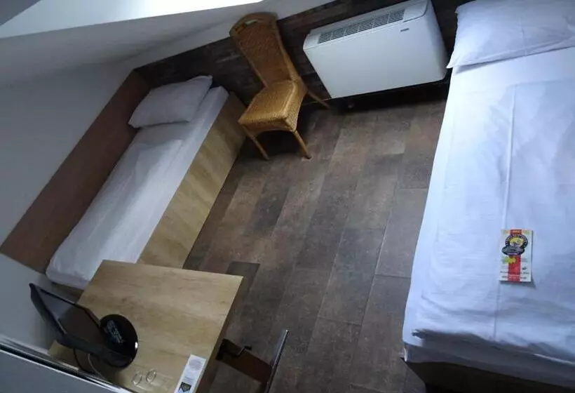 エコノミールーム, Apparthotel Alte Innbrücke 24std Self Check In