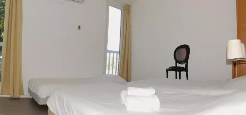 スタンダードトリプルルーム, Fasthotel Chateauroux