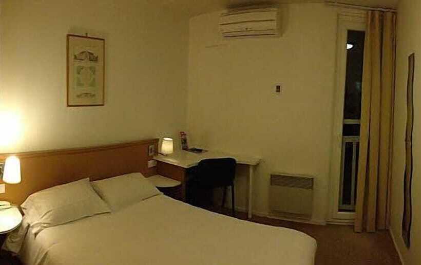 Номер Стандарт, Fasthotel Chateauroux