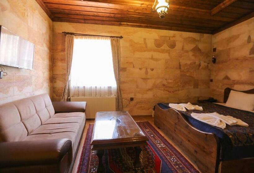 Номер Deluxe, Akuzun