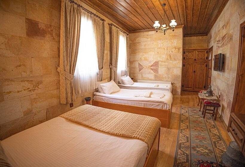 Номер Deluxe, Akuzun