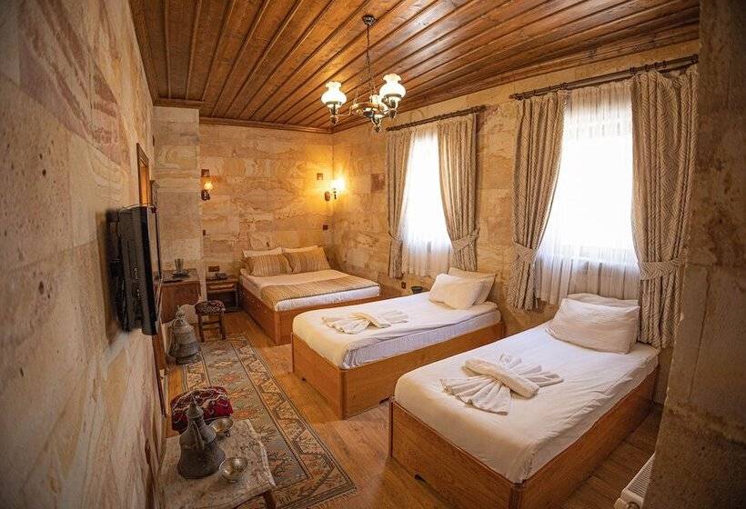 Номер Deluxe, Akuzun