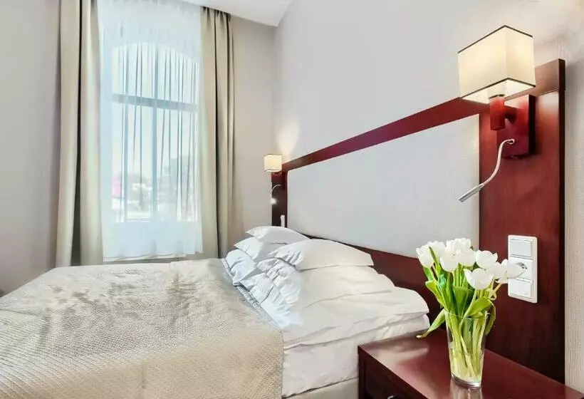Standard-huone, Atrium