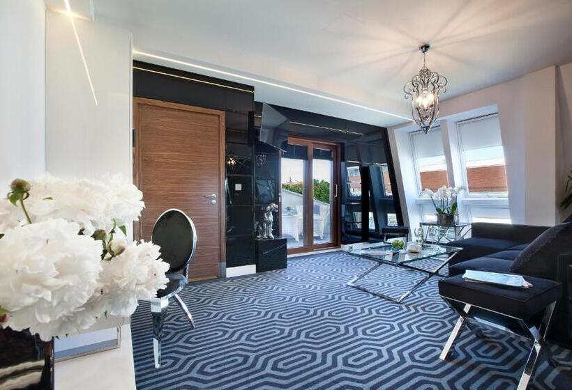 استودیوی استاندارد با چشمانداز دریا, Bayjonn Boutique