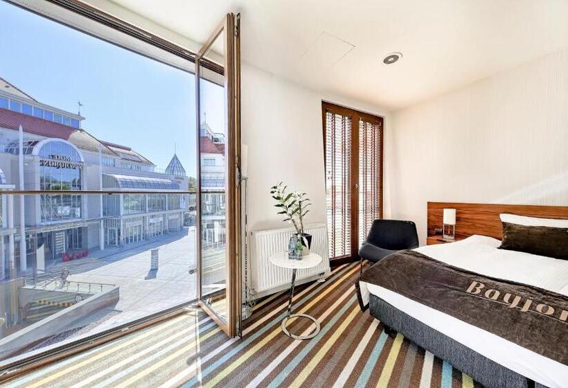 اتاق لوکس, Bayjonn Boutique