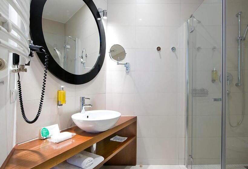 Classic Interior Room, Bayjonn Boutique