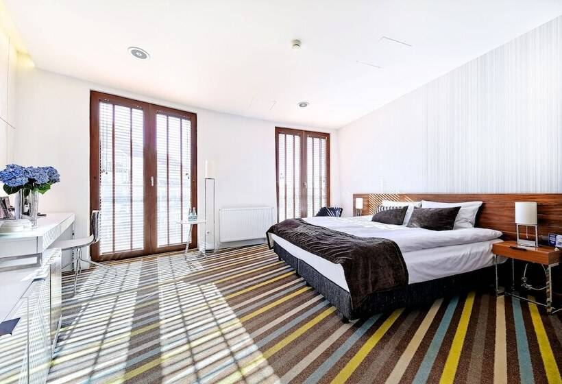 اتاق لوکس, Bayjonn Boutique