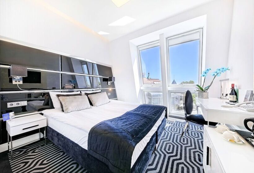 اتاق لوکس, Bayjonn Boutique