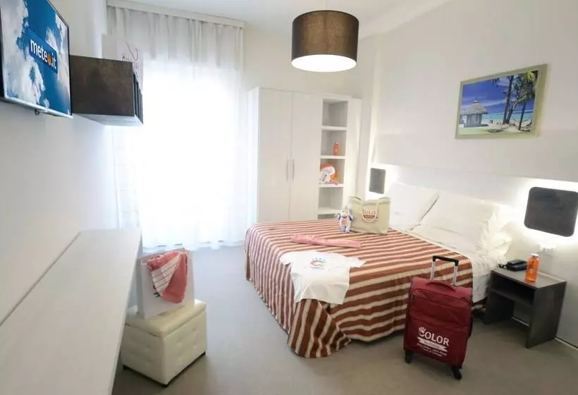 Standard-huone, Color Metropolitan Family