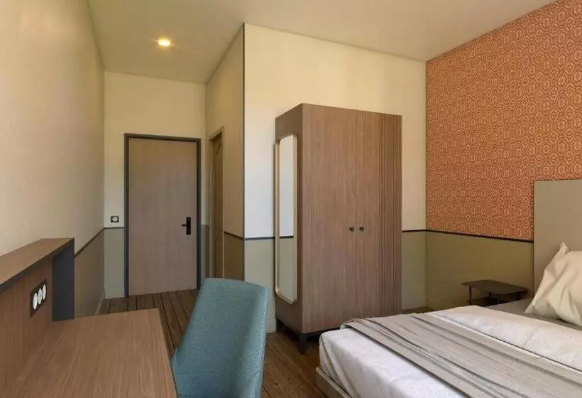 اتاق استاندارد یک نفره, Littéraire Stendhal Et Spa