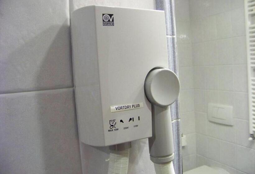 Chambre Quadruple Standard, Garibaldi