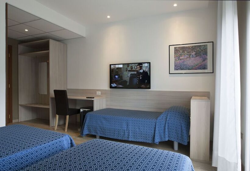 Chambre Triple Standard, Garibaldi