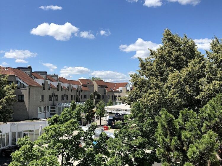 اتاق استاندارد, Marktterrassen