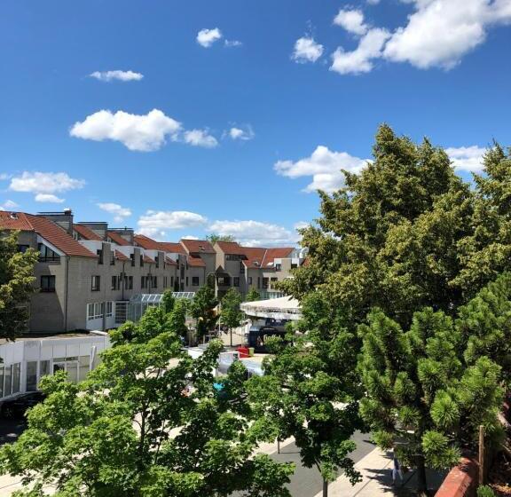 اتاق استاندارد یک نفره, Marktterrassen