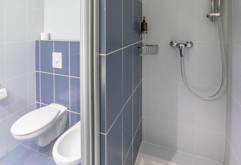 スーペリアールーム, Giovanni Giacomo