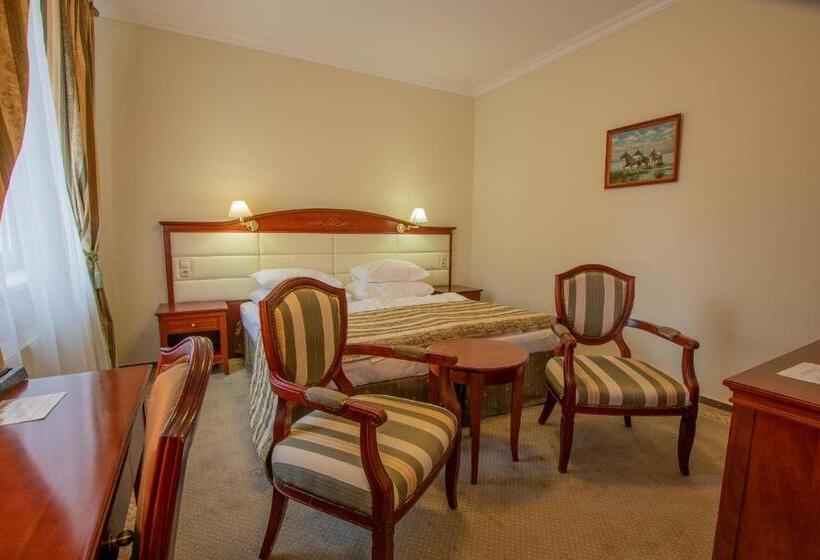 テラス付きスタンダードルーム, Giovanni Giacomo