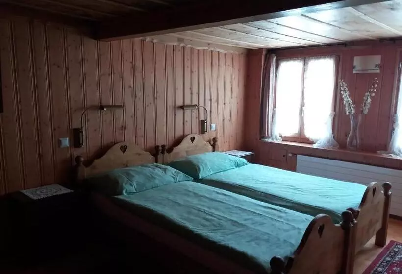 スタンダードルーム, Hôtel Du Chamois