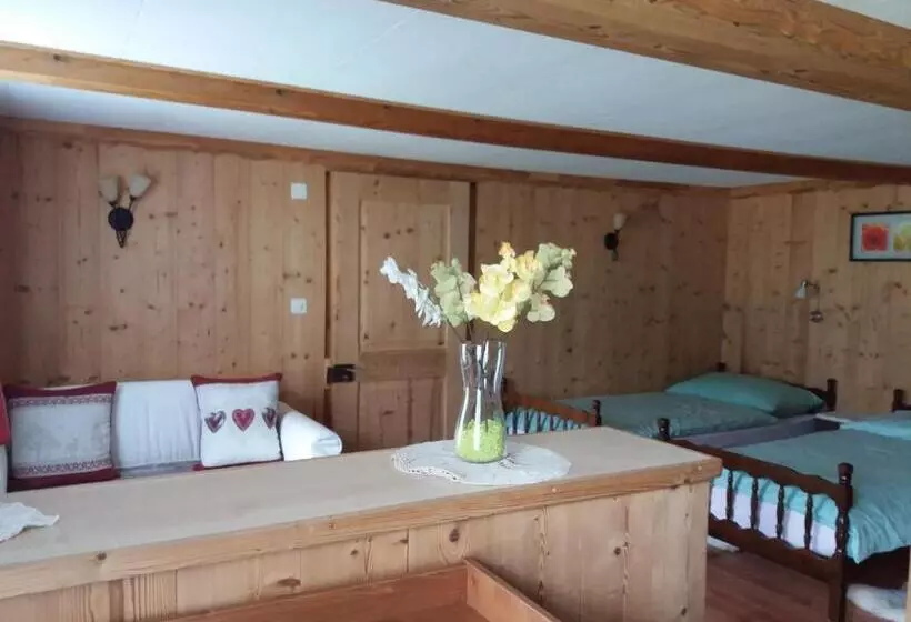 スタンダード４人部屋, Hôtel Du Chamois