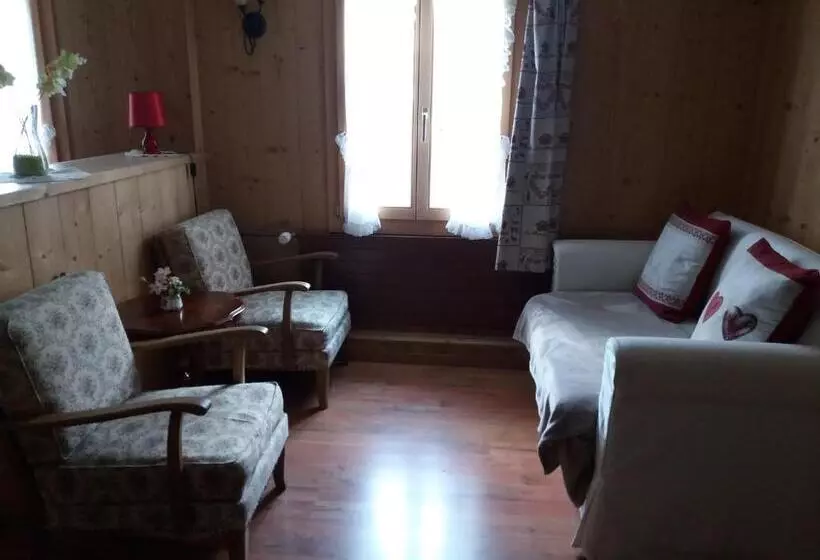 スタンダード４人部屋, Hôtel Du Chamois