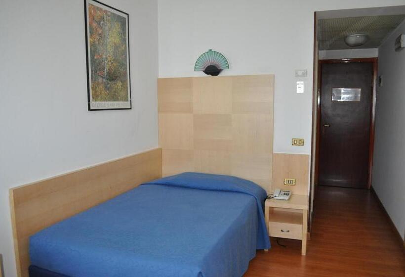 Habitación Estàndard Individual, Igea