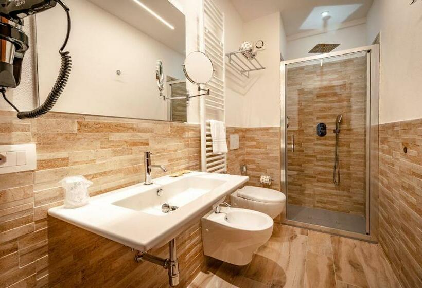 Номер Стандарт, Palazzuolo