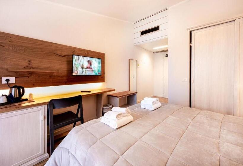 Трехместный Номер Стандарт с Видом, Palazzuolo