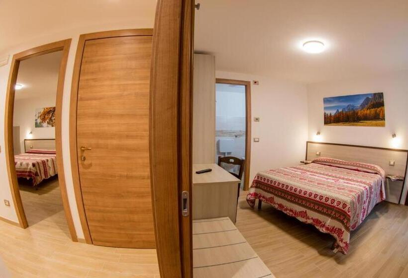 اتاق سوپریور, Roma