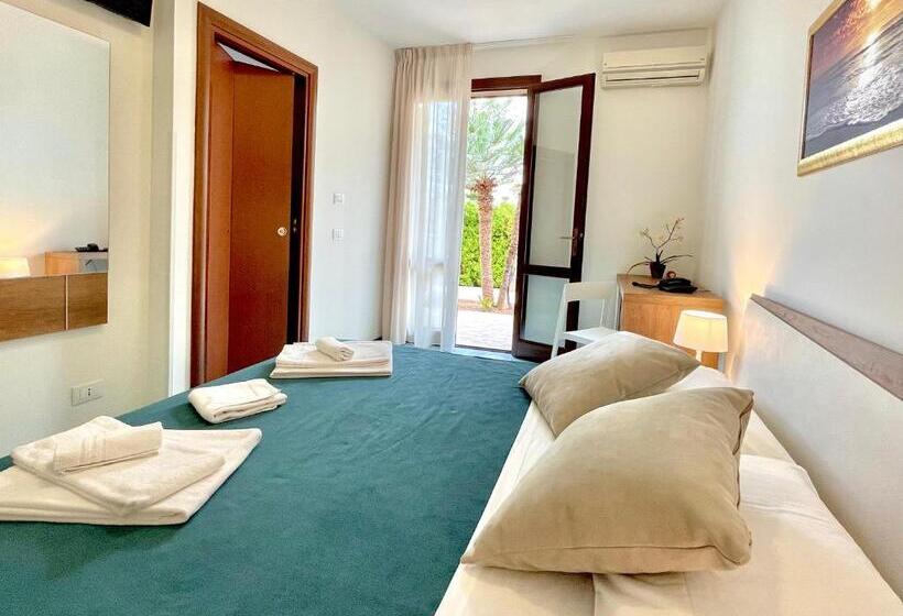 غرفة ديلوكس, Sikania