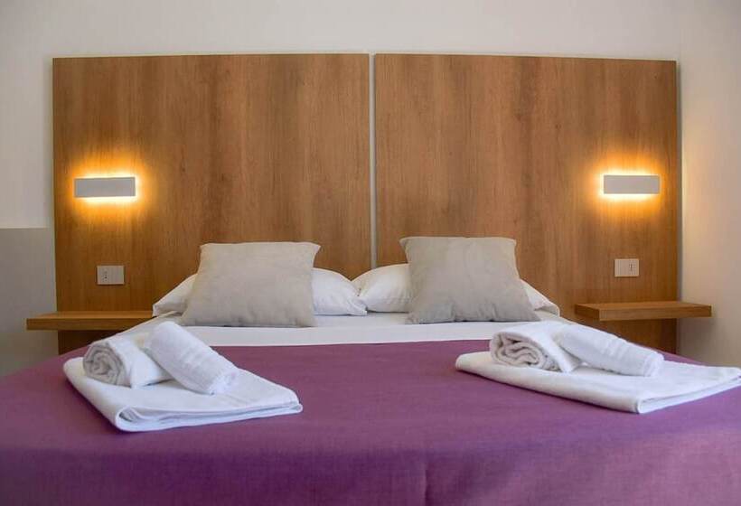 غرفة ديلوكس, Sikania