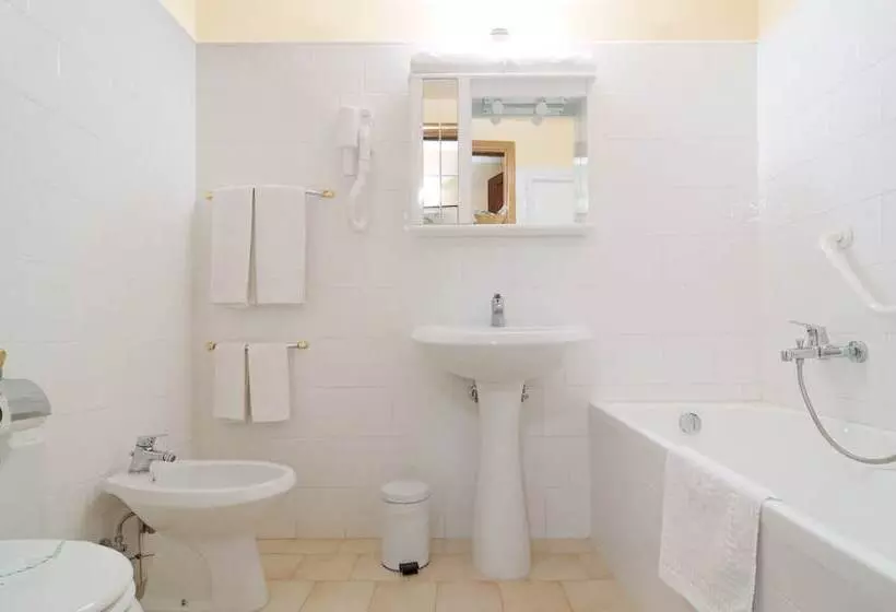 سوئیت کلاسیک, Villa La Colombaia