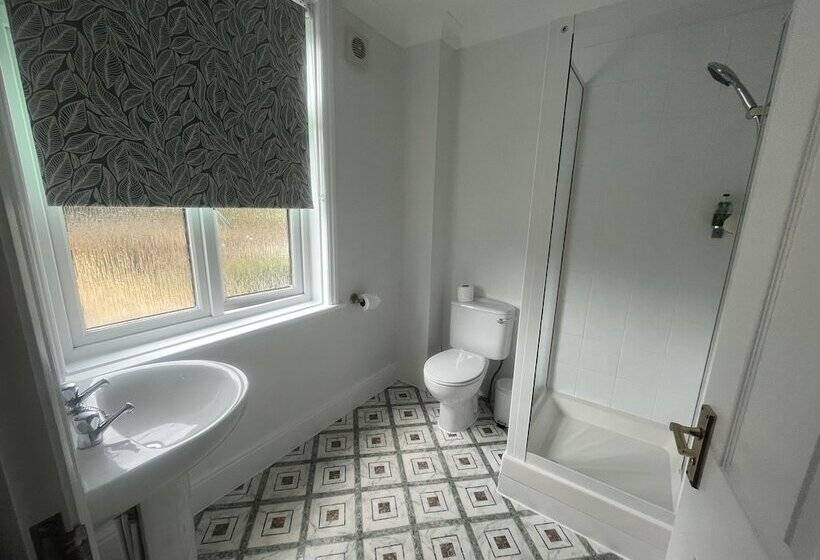 Номер Стандарт, Penny Farthing Hotel & Cottages