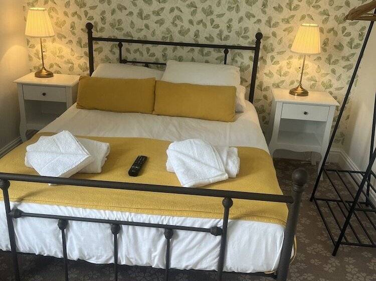 Номер Стандарт, Penny Farthing Hotel & Cottages