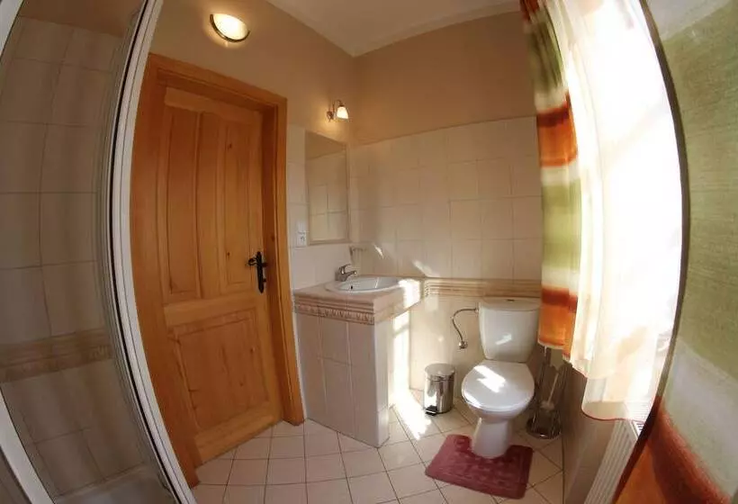 Standard Yhden Hengen Huone, Mahleruv Penzion Na Hradbach