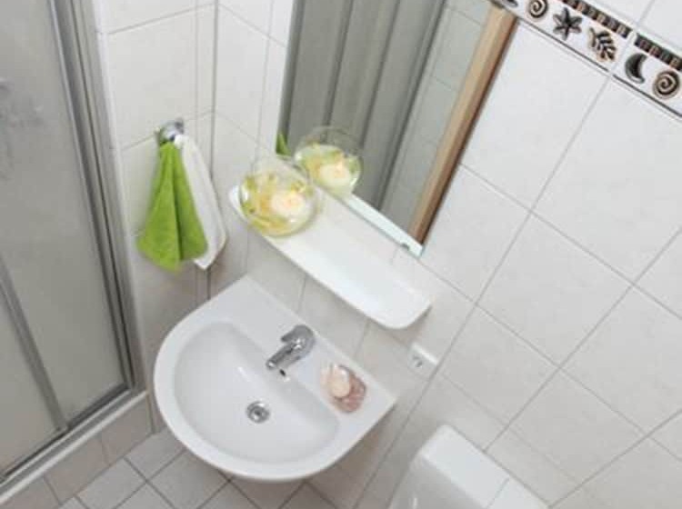 اتاق استاندارد یک نفره, Arche