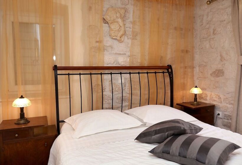 اتاق استاندارد, Villa Carrara