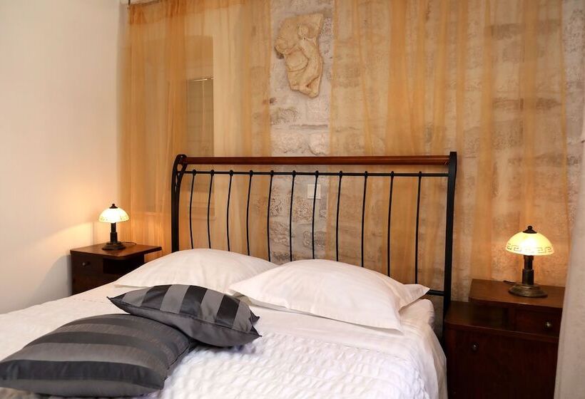 اتاق استاندارد, Villa Carrara