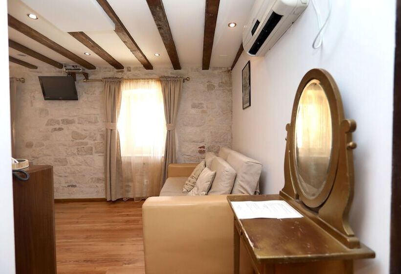 스탠다드 룸, Villa Carrara