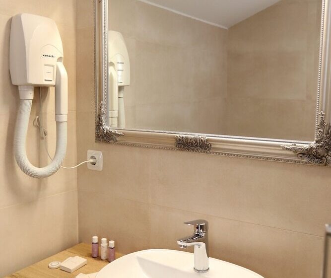 수피리어 룸, Villa Carrara