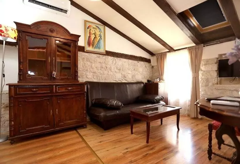 Habitació Superior, Villa Carrara