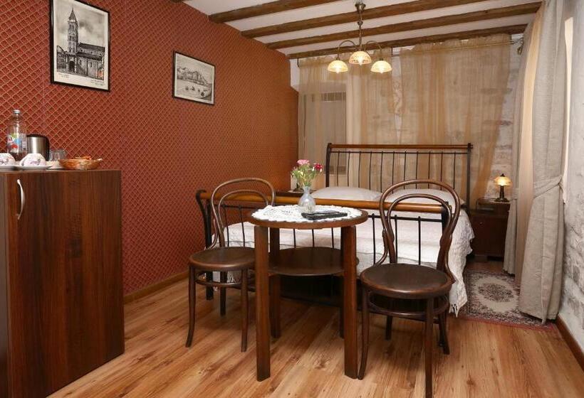 اتاق استاندارد, Villa Carrara