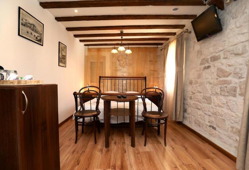 اتاق استاندارد, Villa Carrara