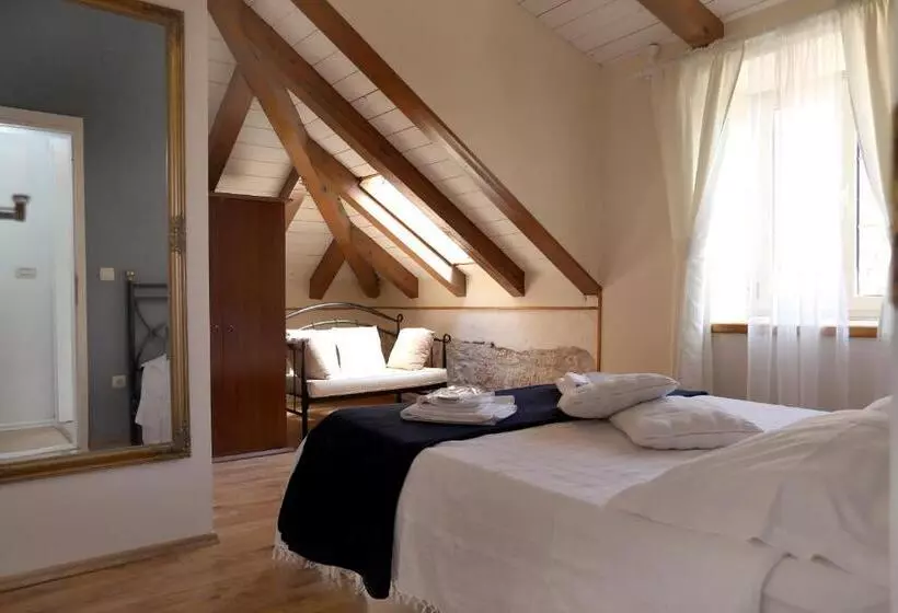Suite Familiar 2 Dormitoris, Villa Carrara
