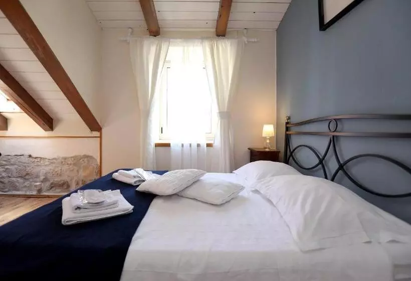 Suite Familiar 2 Dormitoris, Villa Carrara