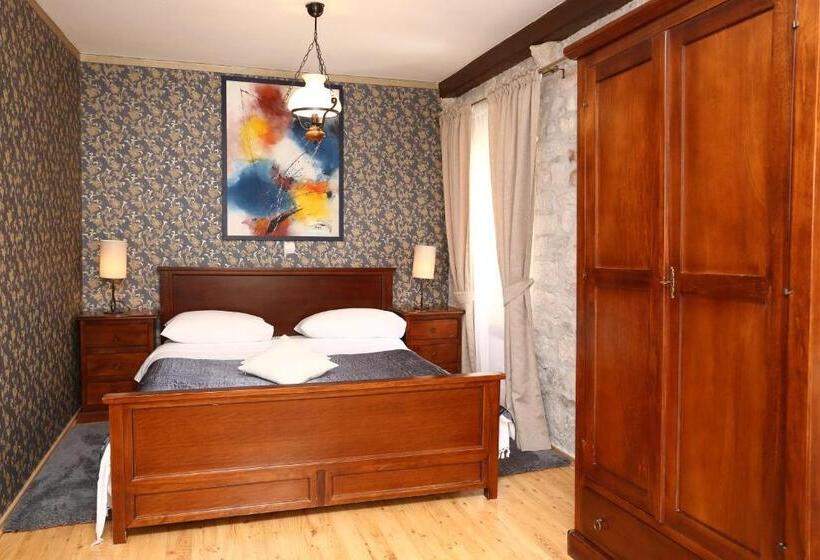 اتاق استاندارد با بالکن, Villa Carrara